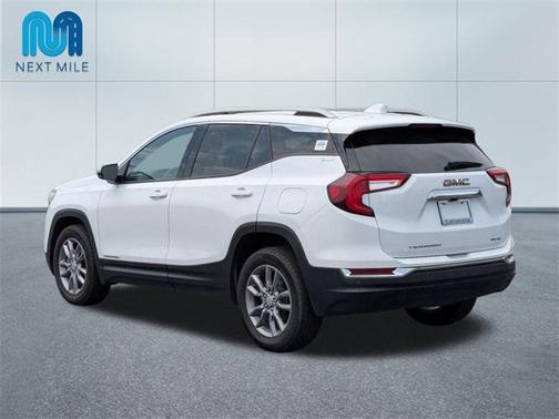 2022 GMC Terrain SLT