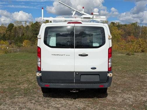 2018 Ford Transit-250 Base