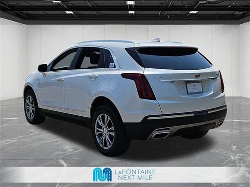 2022 Cadillac XT5 Premium Luxury