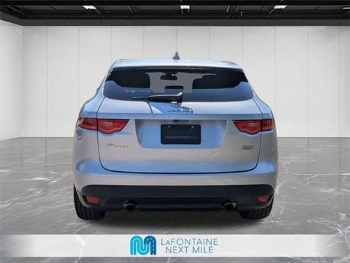 2018 Jaguar F-PACE 25t Premium