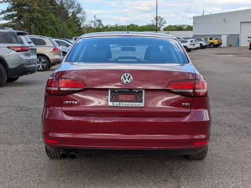 Cardinal Red Metallic 2017 Volkswagen Jetta 1.4T S