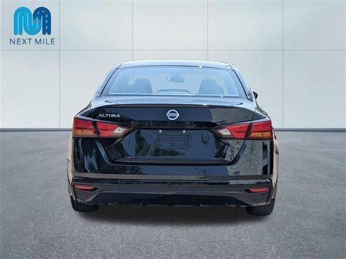 2022 Nissan Altima 2.5 S