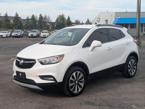Summit White 2017 Buick Encore Preferred II