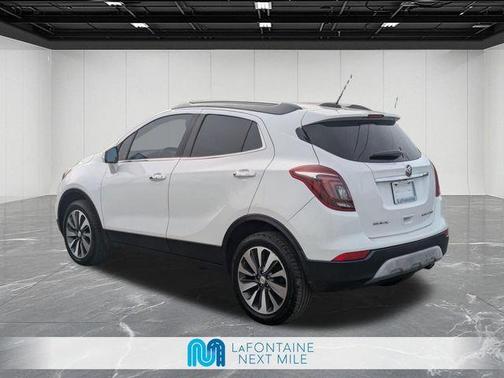 Summit White 2017 Buick Encore Preferred II