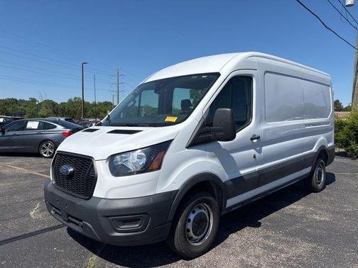 Oxford White 2023 Ford Transit-250 Base