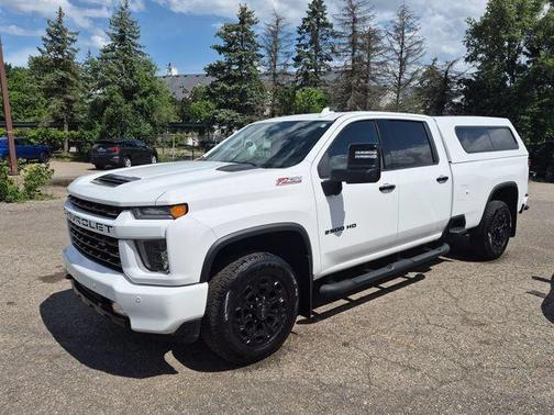 Summit White 2022 Chevrolet Silverado 2500 LTZ
