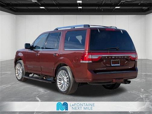 2015 Lincoln Navigator Base