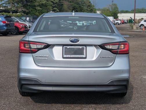 Ice Silver Metallic 2022 Subaru Legacy
