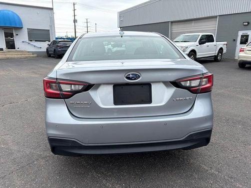 Ice Silver Metallic 2022 Subaru Legacy