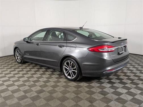 2017 Ford Fusion Hybrid SE