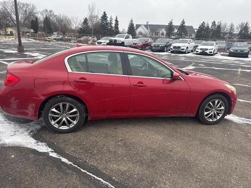 2009 INFINITI G37x Base