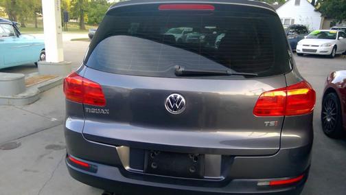 2016 Volkswagen Tiguan S