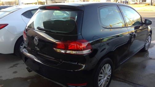 2010 Volkswagen Golf 2-Door