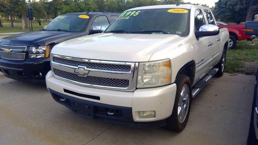2009 Chevrolet Silverado 1500 LTZ Crew Cab