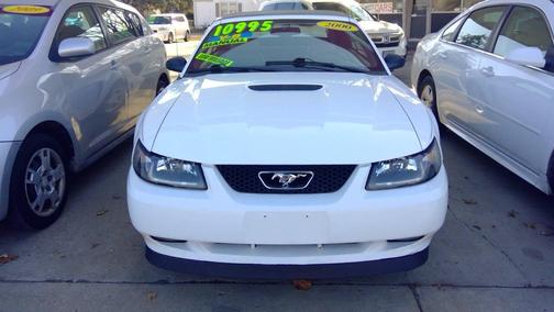 2000 Ford Mustang GT