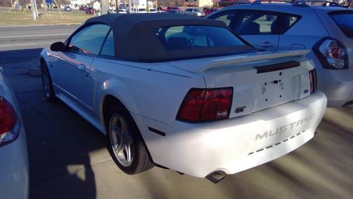 2000 Ford Mustang GT