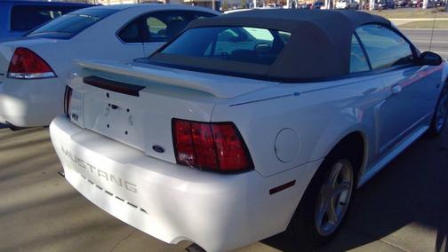 2000 Ford Mustang GT