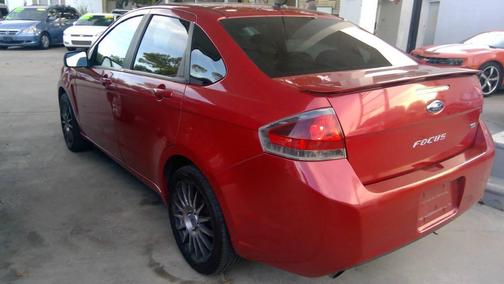 2011 Ford Focus SES