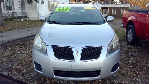 2009 Pontiac Vibe Base