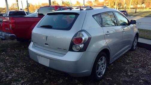 2009 Pontiac Vibe Base