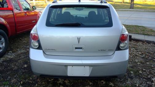 2009 Pontiac Vibe Base