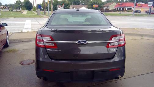 2016 Ford Taurus SEL
