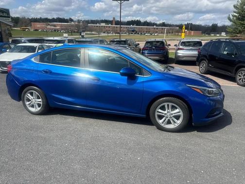 2017 Chevrolet Cruze LT
