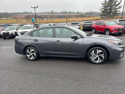 2025 Subaru Legacy Premium