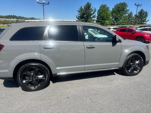 Granite Gray Crystal 2019 Dodge Journey Crossroad