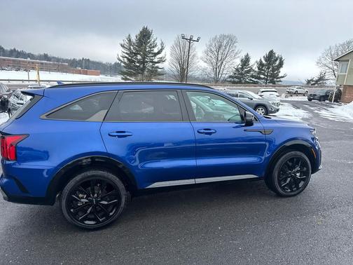 2023 Kia Sorento SX