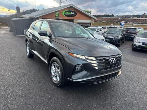 2023 Hyundai TUCSON SE
