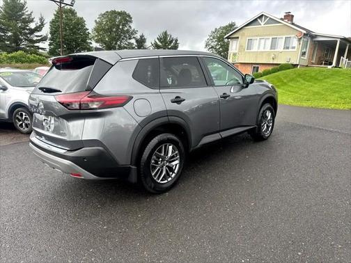 2022 Nissan Rogue S