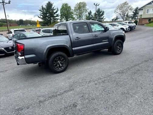 2022 Toyota Tacoma SR