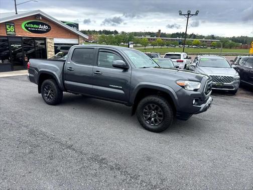 2022 Toyota Tacoma SR