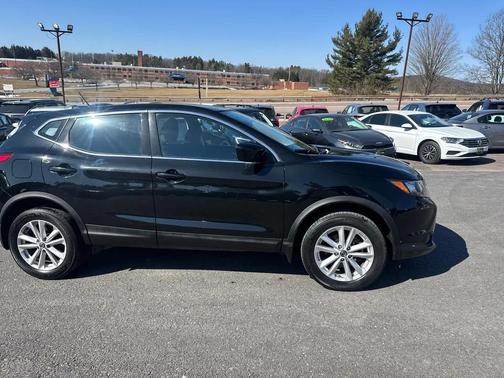 2019 Nissan Rogue Sport S
