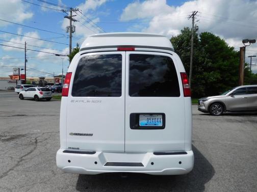 2022 Chevrolet Express 2500 Work Van