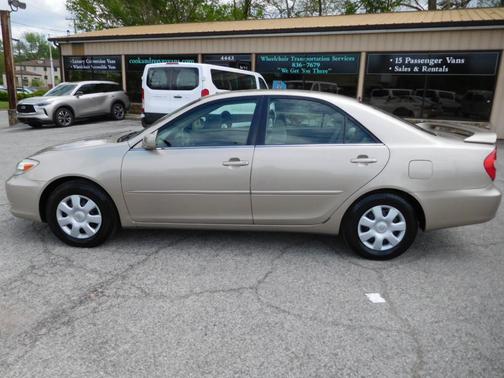 2003 Toyota Camry LE