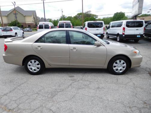 2003 Toyota Camry LE