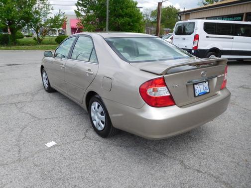 2003 Toyota Camry LE