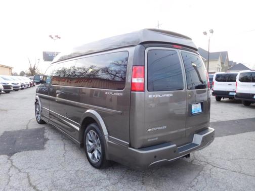 2023 Chevrolet Express 2500 Work Van