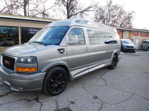 2023 GMC Savana 2500 Work Van