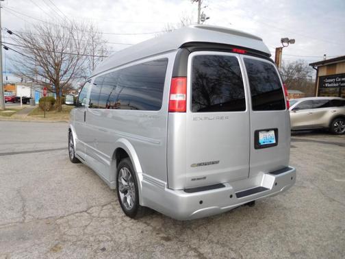 2023 Chevrolet Express 2500 Work Van