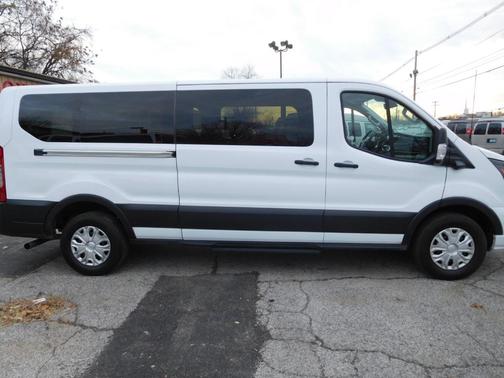 2023 Ford Transit Connect XLT