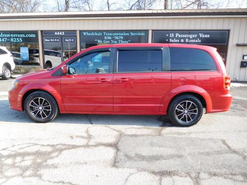 2016 Dodge Grand Caravan R/T