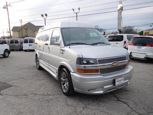 2023 Chevrolet Express 2500 Work Van