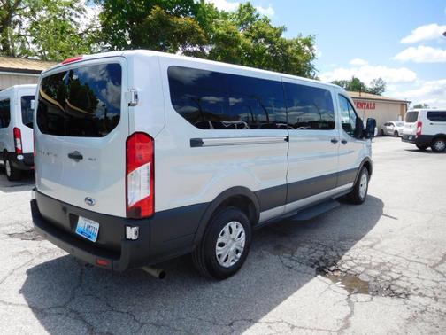 2022 Ford Transit-350 XLT