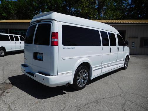 2022 Chevrolet Express 2500 Work Van