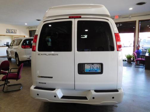 2022 Chevrolet Express 2500 Work Van