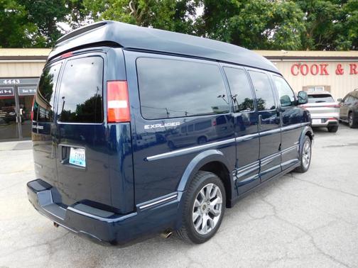 2023 Chevrolet Express 2500 Work Van