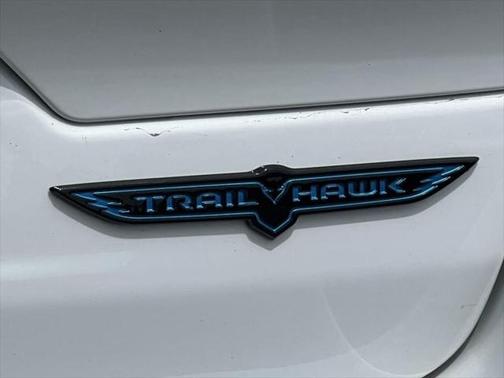 2022 Jeep Grand Cherokee 4xe Trailhawk